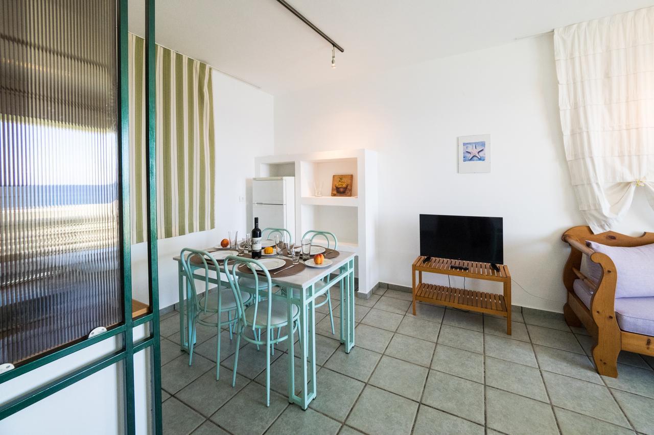 Iason Hotel Apartments Giosonas Екстериор снимка
